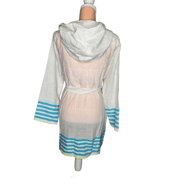 Lemlem Hooded Cover Up Robe - Picture 4 of 5